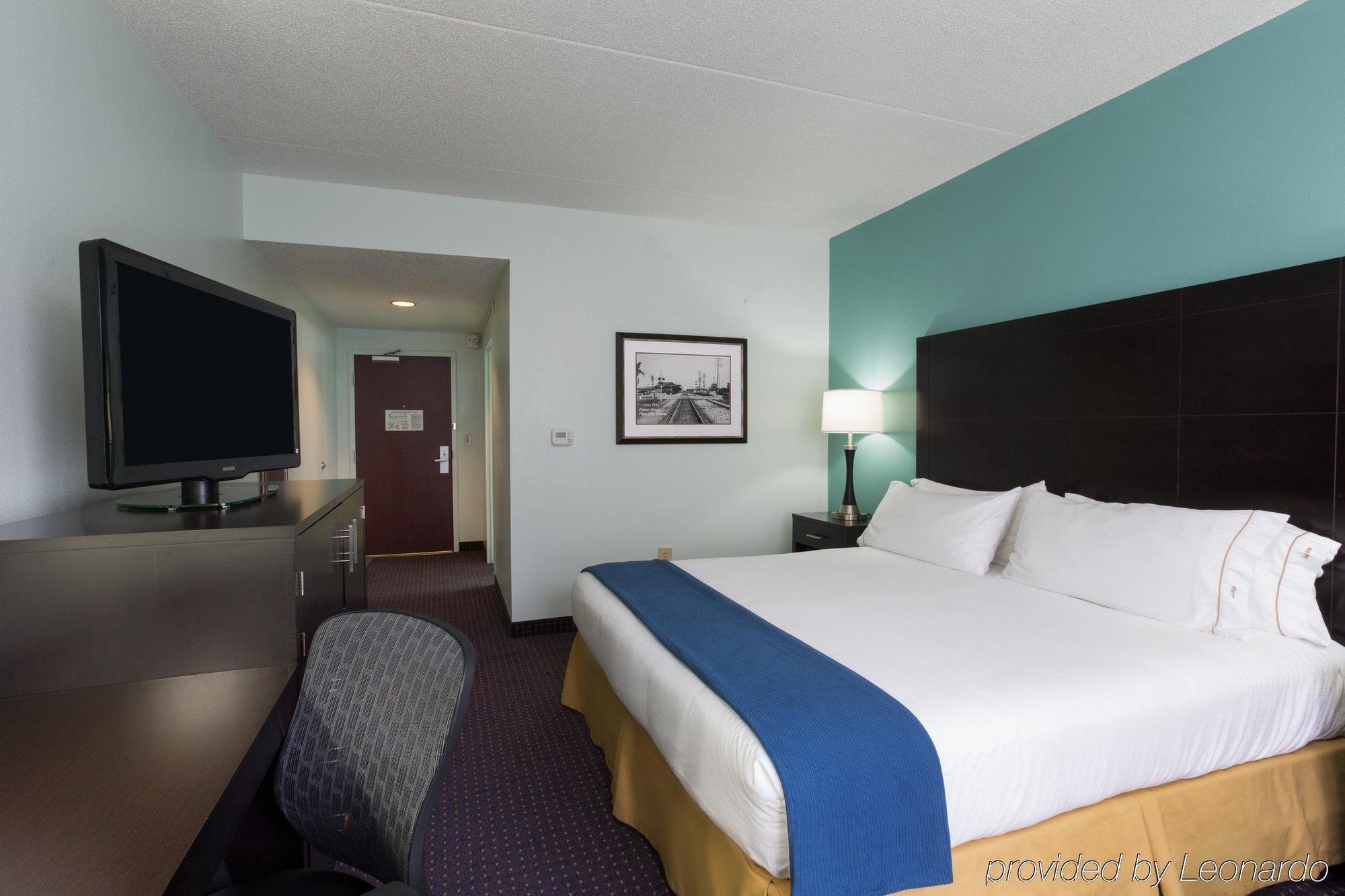 Holiday Inn Express & Suites Plant City, An Ihg Hotel Exteriör bild